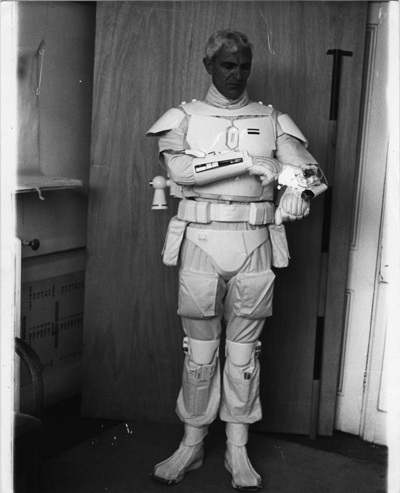 Image: Alan Harris as Boba Fett, White Prototype Armor - Image #1651 ...